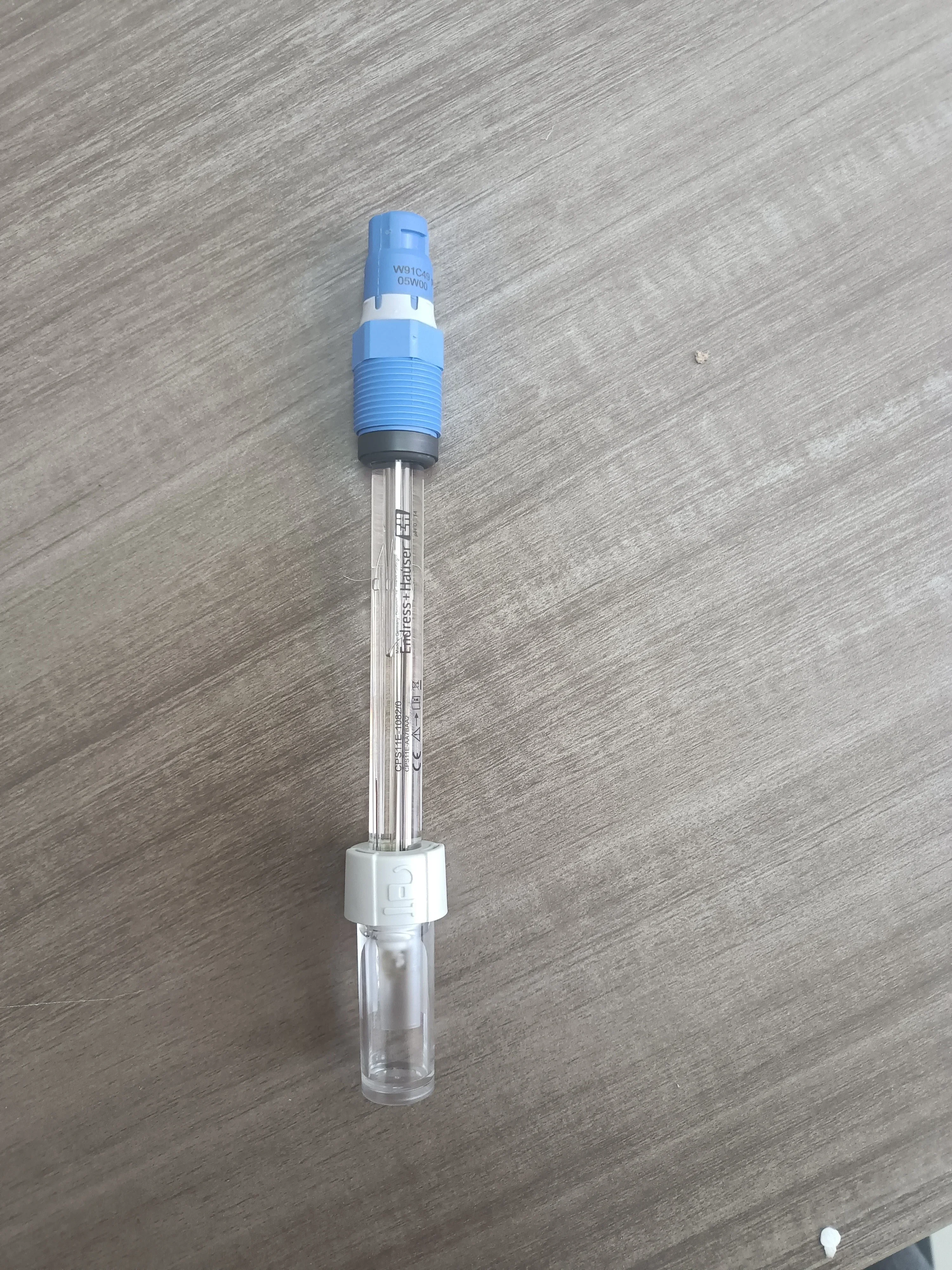 2026/E+H CPS11E-AA7AAA2 Digital pH Sensor, Memosens CPS11E, 0-14 PH, 0...135oC, 0,8...17
2026/E+H CPS11E-AA7AAA2 Digital pH Sensor, Memosens CPS11E, 0-14 PH, 0...135oC, 0,8...17