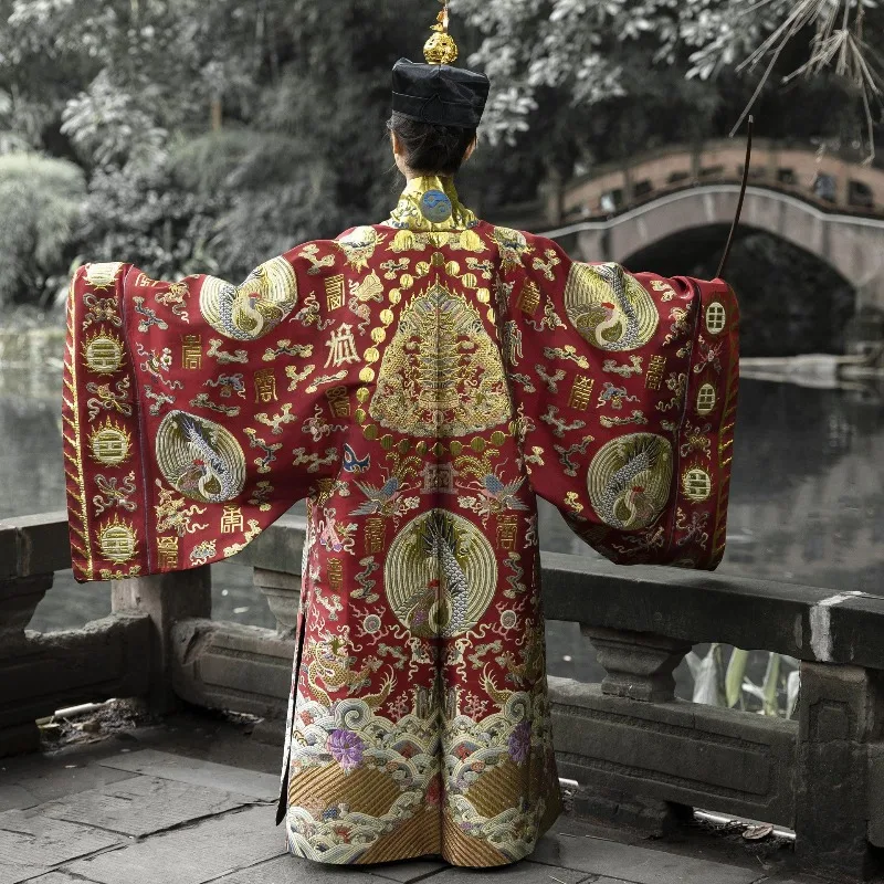 Jiangnan French Brocade Four Seasons Small Sleeve Daoist Robe Restoration Jiuhe High Performance Red Yellow
Jiangnan French Brocade Four Seasons Small Sleeve Daoist Robe Restoration Jiuhe High Performance Red Yellow