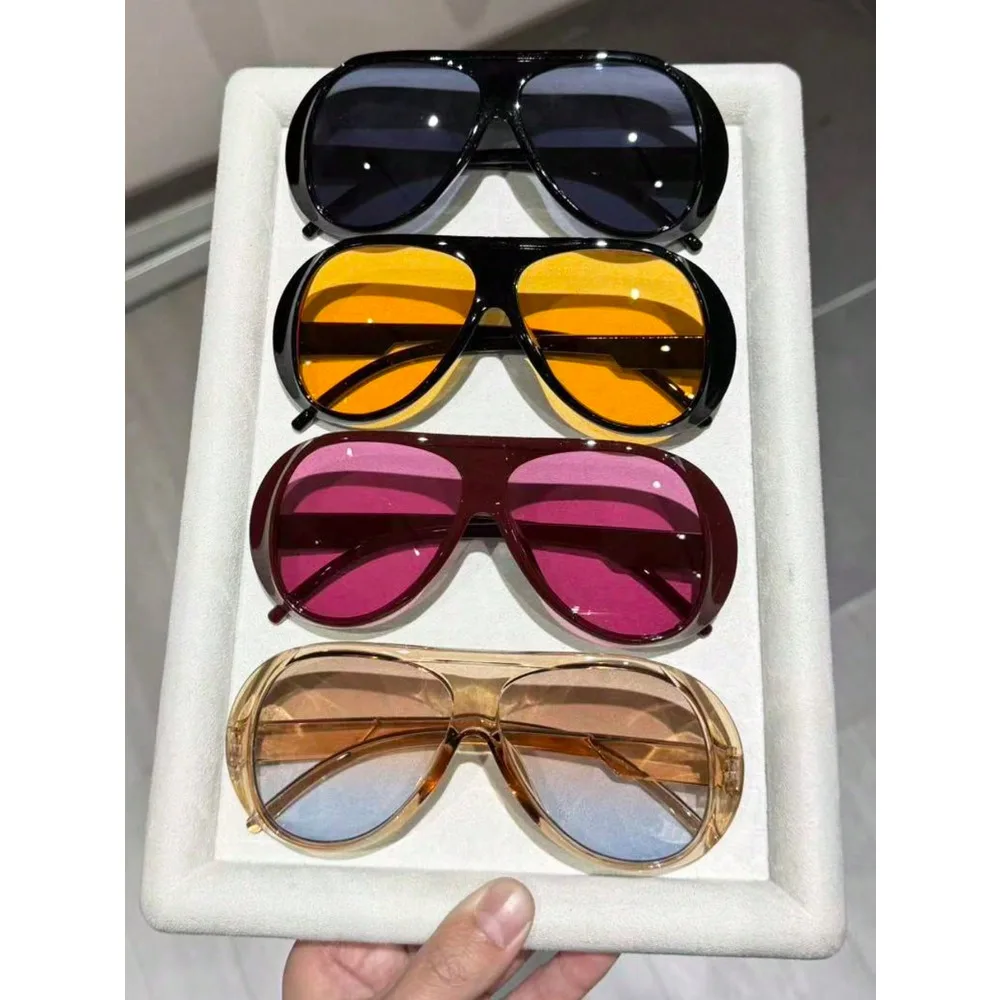 4 Pairs Women Retro Trendy Aviator Sunglasses, Versatile Gradient Lens Fashion Sunglasses
4 Pairs Women Retro Trendy Aviator Sunglasses, Versatile Gradient Lens Fashion Sunglasses