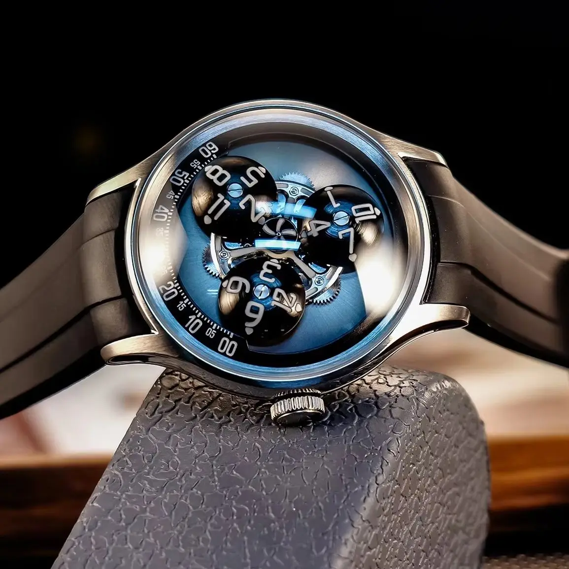 OBLVLO Men Automatic Watch 41MM Mechanical Wristwatch Luminous Rotatable Starwheel Dial Bubble Mirror Waterproof Sapphire Mirror
OBLVLO Men Automatic Watch 41MM Mechanical Wristwatch Luminous Rotatable Starwheel Dial Bubble Mirror Waterproof Sapphire Mirror