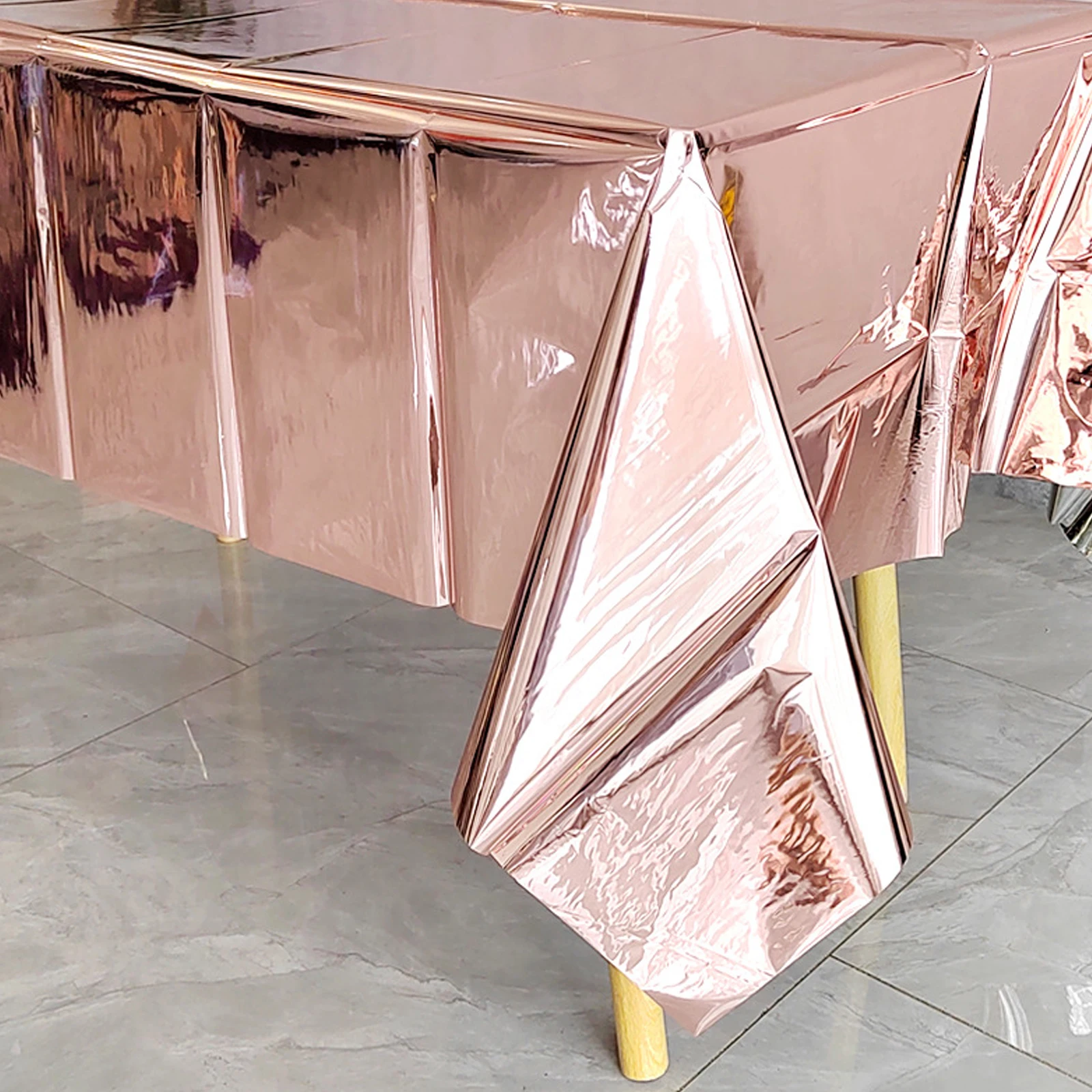 Disposable Aluminum Table Decorative Table Cloth Cloth Set Decorative Buffet Parties Camping Baby Sturdy Easy Clean
Disposable Aluminum Table Decorative Table Cloth Cloth Set Decorative Buffet Parties Camping Baby Sturdy Easy Clean