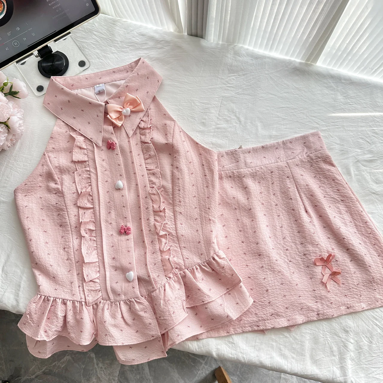 Summer Sweet Two Piece Sets Women Retro Lovely Pink Turn Down Collar Neck Sleeveless Shirts + Y2k High Waist Bow Bodycon Skirts
Summer Sweet Two Piece Sets Women Retro Lovely Pink Turn Down Collar Neck Sleeveless Shirts + Y2k High Waist Bow Bodycon Skirts