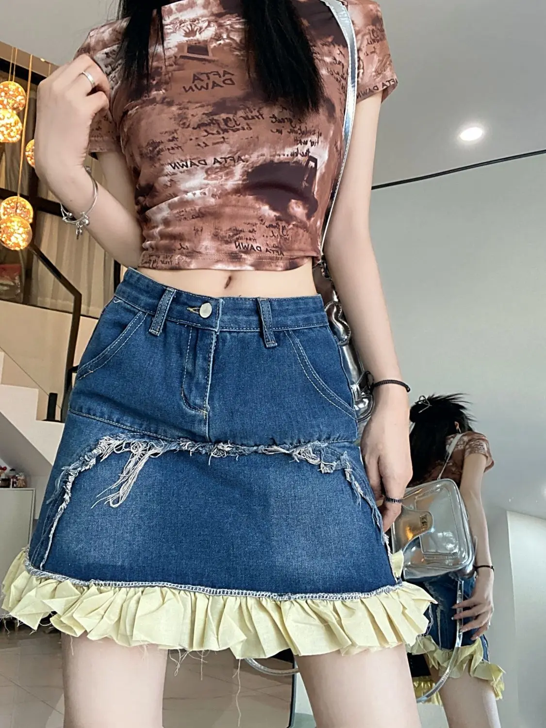 Retro Half Skirt Summer New High Waist Design Skirt Looks Thin Tall Hairy Short Skirt
Retro Half Skirt Summer New High Waist Design Skirt Looks Thin Tall Hairy Short Skirt