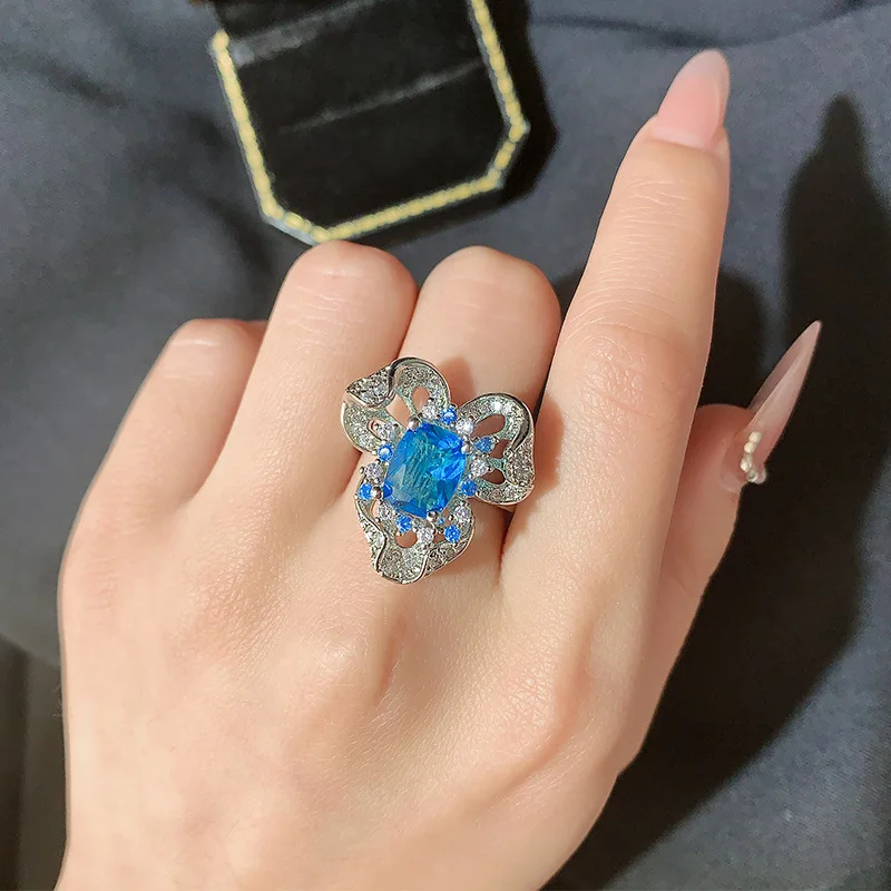 High Quality Luxury Flower Sea Blue Zircon Women's Ring Opening Adjustable Couple Ring Women's Valentine's Day Gift Jewelry
High Quality Luxury Flower Sea Blue Zircon Women's Ring Opening Adjustable Couple Ring Women's Valentine's Day Gift Jewelry
