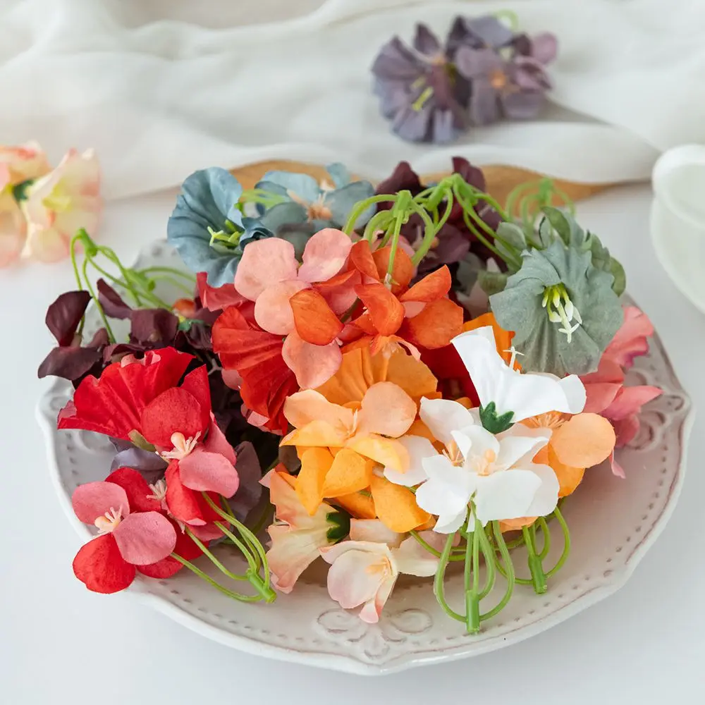 Silk Artificial simulation flower morning glory hydrangea Home vase Outdoor Garden Wedding Arch Decor DIY gift Christmas Wreath
Silk Artificial simulation flower morning glory hydrangea Home vase Outdoor Garden Wedding Arch Decor DIY gift Christmas Wreath