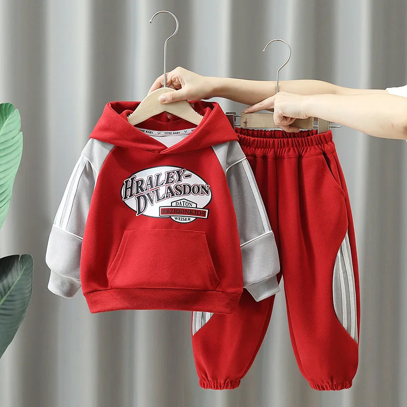 Free Shipping Children Cotton Clothes Autumn Baby Boys Patchwork Hooded Sweatshirt+Pants 2Pcs/sets Kids Toddler Tracksuits 2-10Y
Free Shipping Children Cotton Clothes Autumn Baby Boys Patchwork Hooded Sweatshirt+Pants 2Pcs/sets Kids Toddler Tracksuits 2-10Y