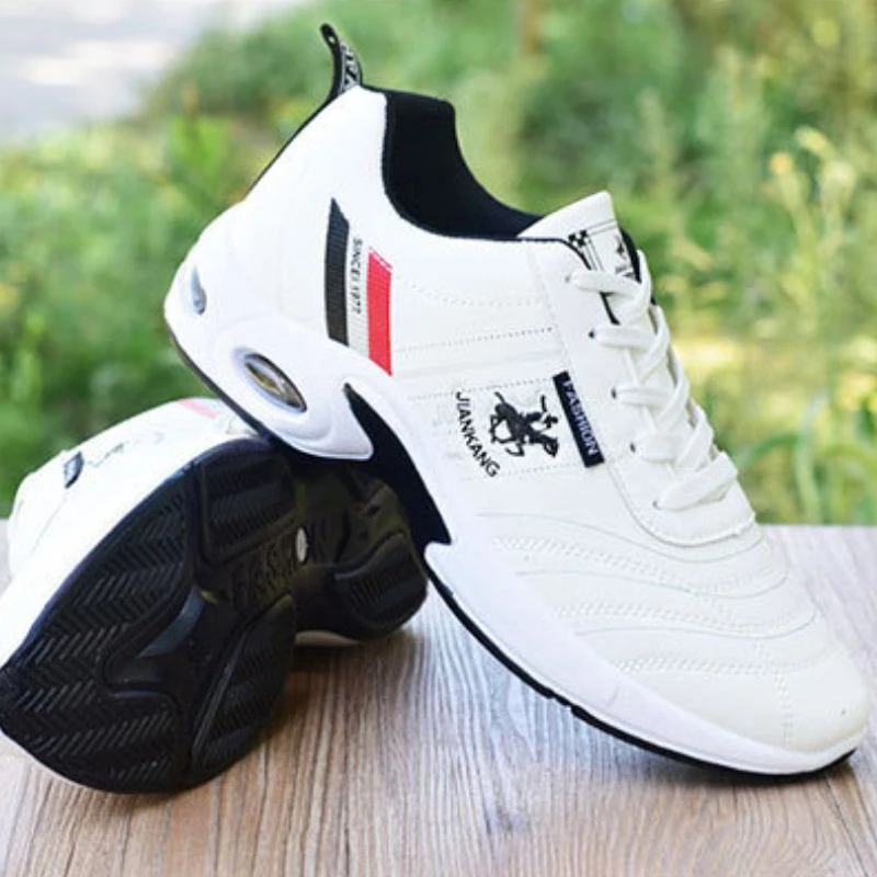 2026Men's Sneakers Versatile Air Cushion Running Shoes Men Platform Leather Vulcanized Shoes Breathable Men Casual Sport Shoes
2026Men's Sneakers Versatile Air Cushion Running Shoes Men Platform Leather Vulcanized Shoes Breathable Men Casual Sport Shoes