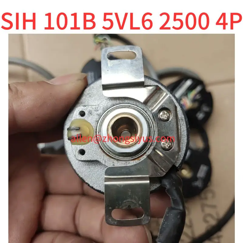 used Encoder SIH 101B 5VL6 2500 4P
used Encoder SIH 101B 5VL6 2500 4P