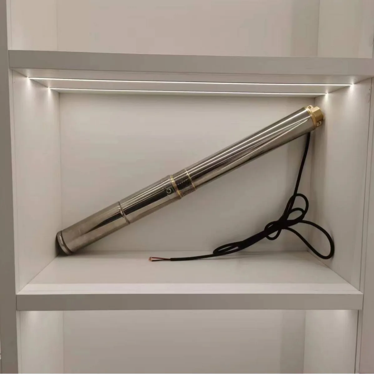 48 750W High Lift 3inch Diameter Stainless Steel MPPT Solar Deep Well Water Pump
48 750W High Lift 3inch Diameter Stainless Steel MPPT Solar Deep Well Water Pump