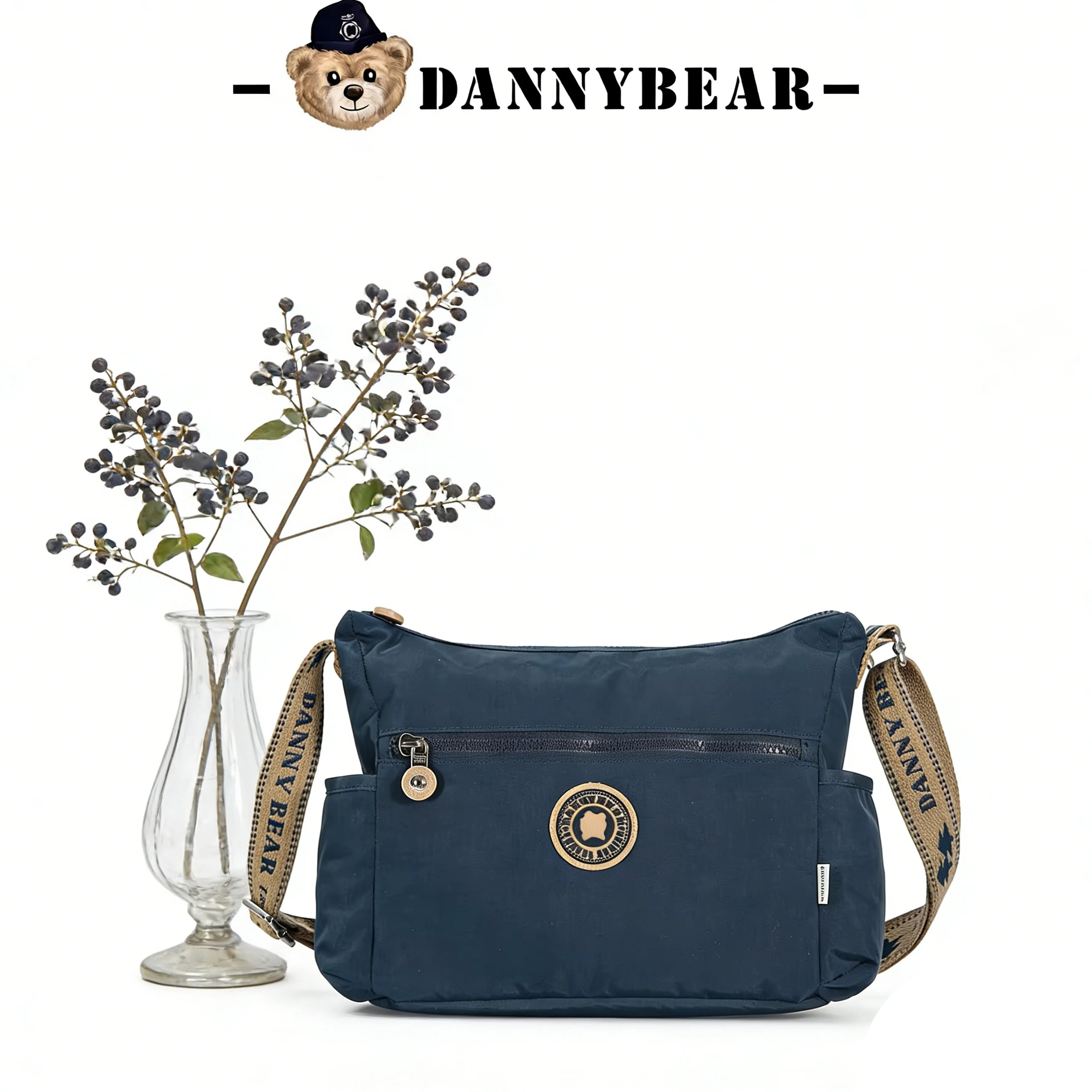 Бесплатная доставка, темно-синяя сумка через плечо Danny Bear, модная нейлоновая сумка через плечо с регулируемым ремнем, легкая, удобная.
Бесплатная доставка, темно-синяя сумка через плечо Danny Bear, модная нейлоновая сумка через плечо с регулируемым ремнем, легкая, удобная.