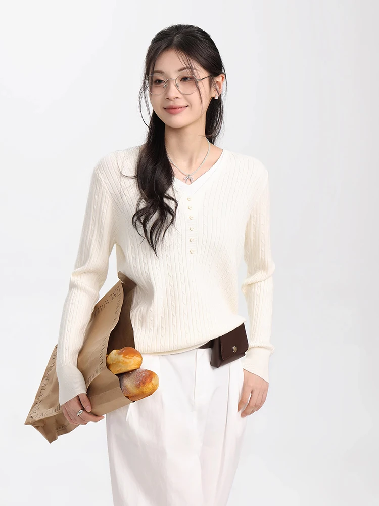 Autumn New Fashionable Commuting V-Neck Sweater Women's Elegant Long Sleeve Knitted Sweater Casual Versatile Tops
Autumn New Fashionable Commuting V-Neck Sweater Women's Elegant Long Sleeve Knitted Sweater Casual Versatile Tops