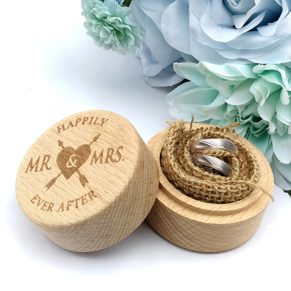 Деревянная коробка для колец, винтажный деревенский дизайн, держатель для свадебных обручальных колец, небольшой легкий витрина для хранения ювелирных изделий
Деревянная коробка для колец, винтажный деревенский дизайн, держатель для свадебных обручальных колец, небольшой легкий витрина для хранения ювелирных изделий