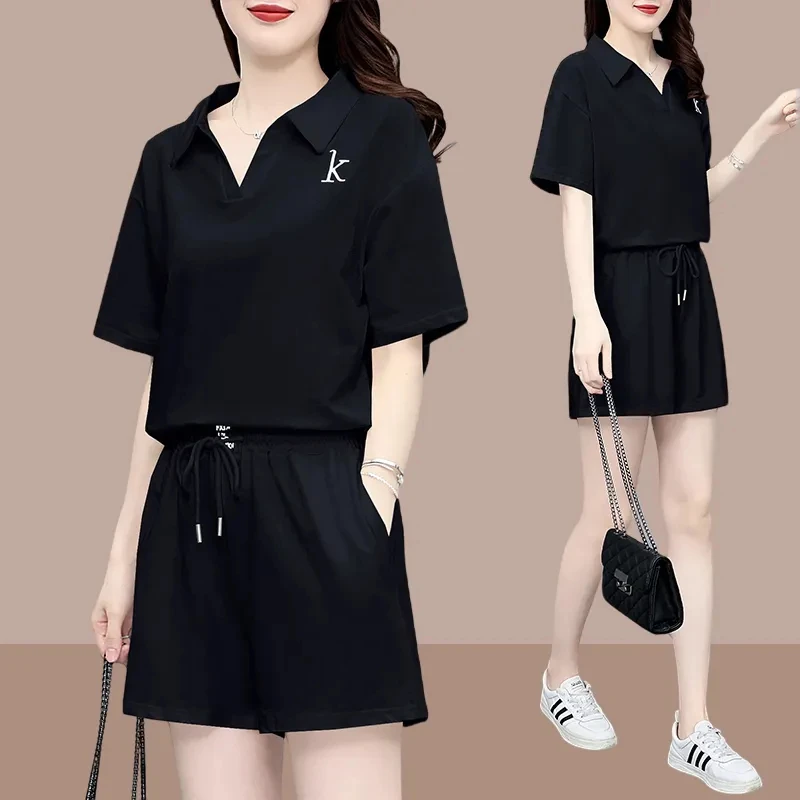 Fashionable Casual V-Neck Shirt And Shorts Set for Women Summer New Style Student Leisure Sportswear Anti-Aging Top Bottoms
Fashionable Casual V-Neck Shirt And Shorts Set for Women Summer New Style Student Leisure Sportswear Anti-Aging Top Bottoms