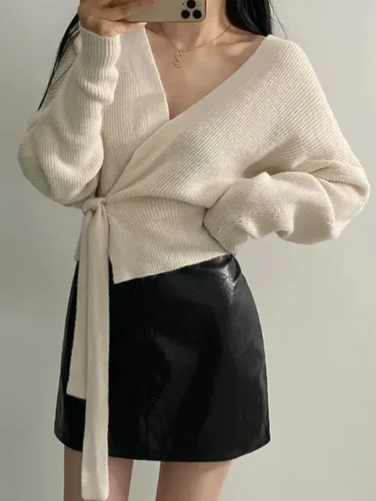 Spring 2026 New Knot Belted Knitted Open Cardigan Women's Design Sensation Lazy Sle V-ne Sweater Korean Loose F...
Spring 2026 New Knot Belted Knitted Open Cardigan Women's Design Sensation Lazy Sle V-ne Sweater Korean Loose F...