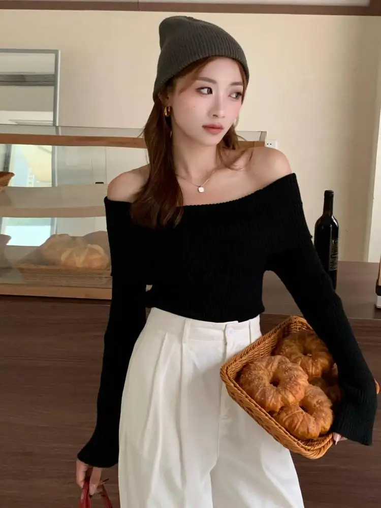 Korean Fashion 2024 Autumn Winter New Black White Off Shoulder Pullover Sweater Women Grey Slim Long Sleeved Versatile Knit Tops
Korean Fashion 2024 Autumn Winter New Black White Off Shoulder Pullover Sweater Women Grey Slim Long Sleeved Versatile Knit Tops