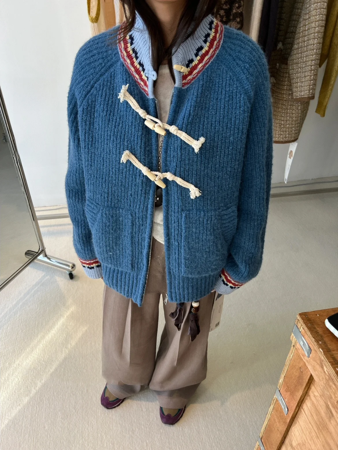 Limited Time 83 Autumn Winter Loose Knitted Open Cardigan Color Block Embroidery Stand Collar Shoulder Pad Long Sleeve Women'...
Limited Time 83 Autumn Winter Loose Knitted Open Cardigan Color Block Embroidery Stand Collar Shoulder Pad Long Sleeve Women'...