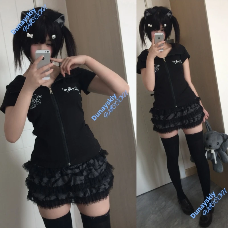 Y2k Aesthetic Hooded Jirai Kei Women T-shirt Kawaii Cartoon Embroidery Slim Fit Zipper Grunge Tees Japanese Style Streetwear
Y2k Aesthetic Hooded Jirai Kei Women T-shirt Kawaii Cartoon Embroidery Slim Fit Zipper Grunge Tees Japanese Style Streetwear