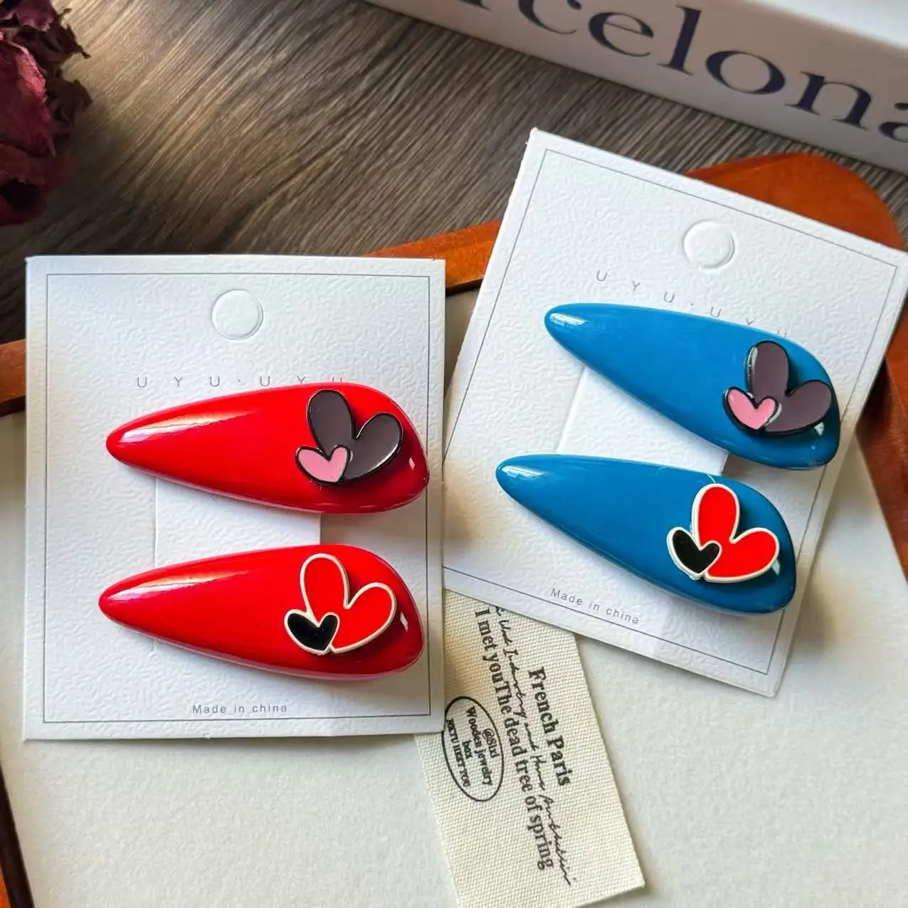 Корейские заколки для волос в форме сердца, 2 шт., боковые заколки с геометрическим дизайном, элегантные красные, синие заколки для волос для женщин
Корейские заколки для волос в форме сердца, 2 шт., боковые заколки с геометрическим дизайном, элегантные красные, синие заколки для волос для женщин