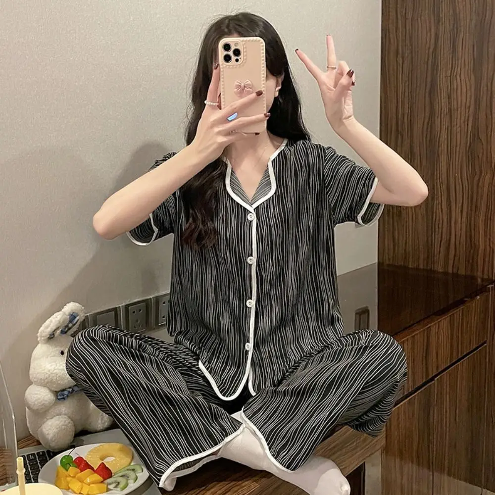 Casual Stripe Bowknot Pajamas Suit Short Sleeve Lapel Collar Women Sleepwear Set Ice Silk Homewear Three Pieces Nightwear Girl
Casual Stripe Bowknot Pajamas Suit Short Sleeve Lapel Collar Women Sleepwear Set Ice Silk Homewear Three Pieces Nightwear Girl