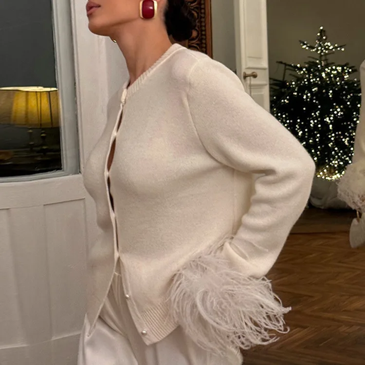 Solid Color Spliced Feather Long-sleeved Cardigan Top Early Autumn Round Neck Fashion Sexy Loose Knit Sweater For Woman MPD4
Solid Color Spliced Feather Long-sleeved Cardigan Top Early Autumn Round Neck Fashion Sexy Loose Knit Sweater For Woman MPD4