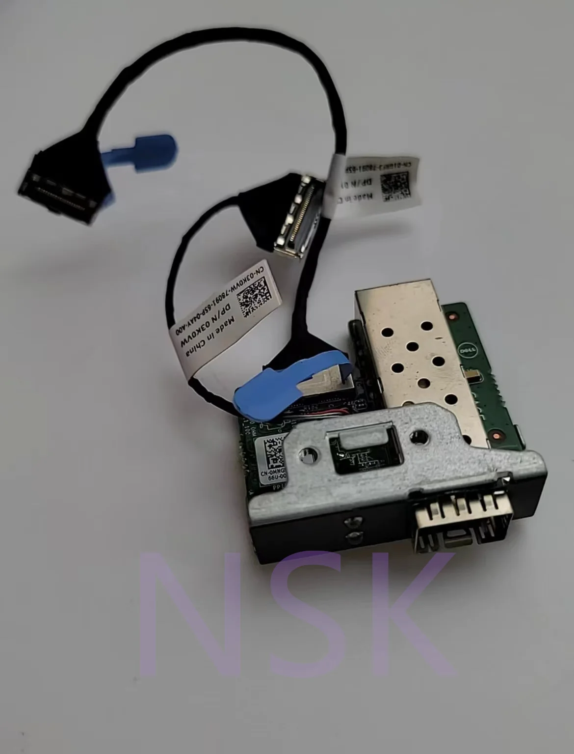 Оригинал для Dell Optiplex 7040 волоконный интерфейс переходная карта SFP I/O сборная карта MNGFN 0mngfn кабель 03K0VW 3K0VW 100% ТЕСТ ОК
Оригинал для Dell Optiplex 7040 волоконный интерфейс переходная карта SFP I/O сборная карта MNGFN 0mngfn кабель 03K0VW 3K0VW 100% ТЕСТ ОК
