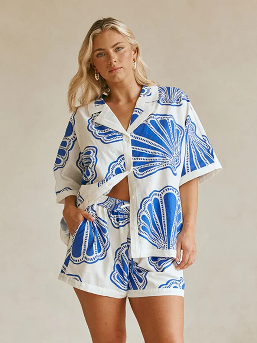 Marthaqiqi Printing Female Nightgowns Set Sexy Turn-Down Collar Sleepwear Half Sleeve Nightwear Shorts Casual Women Pajamas Suit
Marthaqiqi Printing Female Nightgowns Set Sexy Turn-Down Collar Sleepwear Half Sleeve Nightwear Shorts Casual Women Pajamas Suit