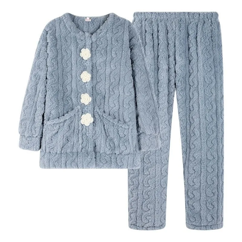 2023 Autumn and Winter Sets Coral Velvet Pajamas Women Jacquard Plush Sleepwear Cute Warm Homewear Round Neck Thicken Nightwear
2023 Autumn and Winter Sets Coral Velvet Pajamas Women Jacquard Plush Sleepwear Cute Warm Homewear Round Neck Thicken Nightwear