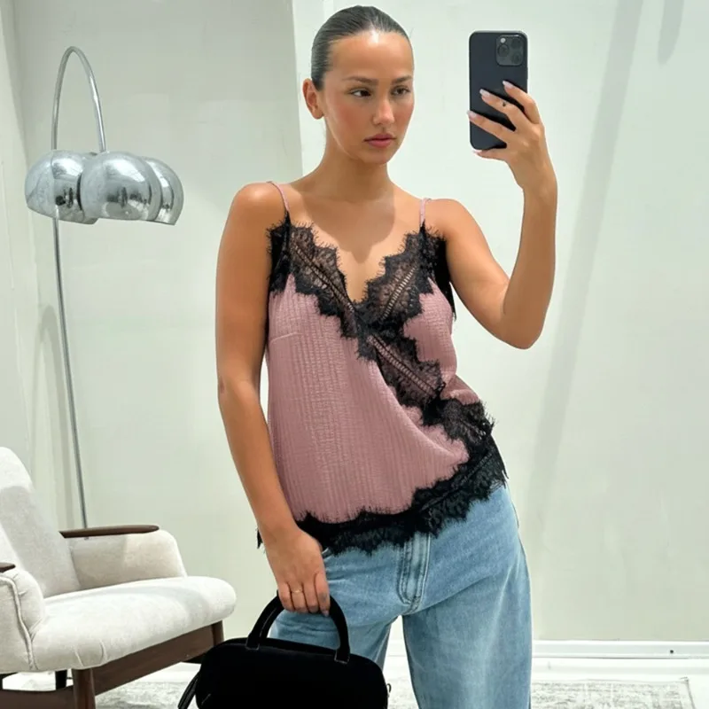 Tuularose Women Summer Tops Fashion Sexy Lace Patchwork Elegant Spaghetti Strap Top Casual Commute Party Vacation Female Clothes
Tuularose Women Summer Tops Fashion Sexy Lace Patchwork Elegant Spaghetti Strap Top Casual Commute Party Vacation Female Clothes