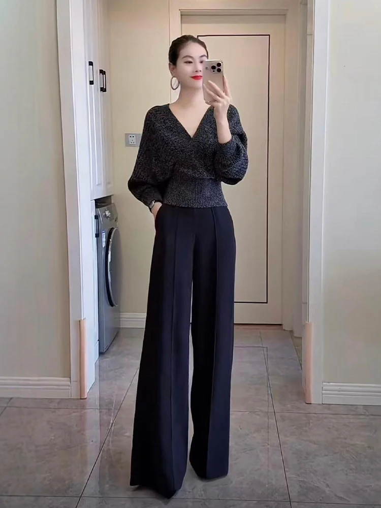 Black V-Neck Long Sleeve Sweater And Casual Pants Set plus Size Women's Autumn Fashion Ensemble Comfortable High Waist Trousers
Black V-Neck Long Sleeve Sweater And Casual Pants Set plus Size Women's Autumn Fashion Ensemble Comfortable High Waist Trousers