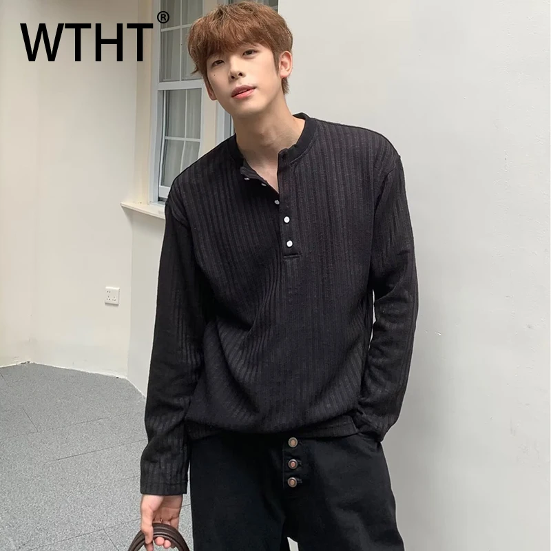 WTHT Trendy Men's Solid Color Knit Loose Texture Button T-shirts Fashion American Style V-neck Pullover Male 2026 Spring 2A1313
WTHT Trendy Men's Solid Color Knit Loose Texture Button T-shirts Fashion American Style V-neck Pullover Male 2026 Spring 2A1313