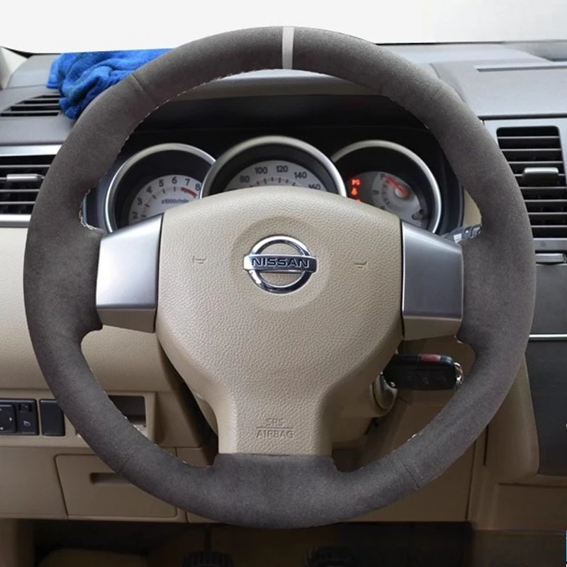For Nissan Tiida Versa Note Livina Sylphy Hand Stitched non-slip White line and white label suede Car Steering Wheel Cover
For Nissan Tiida Versa Note Livina Sylphy Hand Stitched non-slip White line and white label suede Car Steering Wheel Cover
