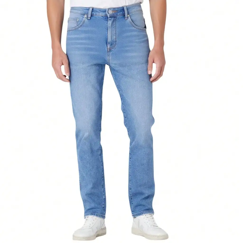 Light gray denim jeans for men, trendy straight-leg loose fit, 2025 new spring and autumn casual work pants
Light gray denim jeans for men, trendy straight-leg loose fit, 2025 new spring and autumn casual work pants