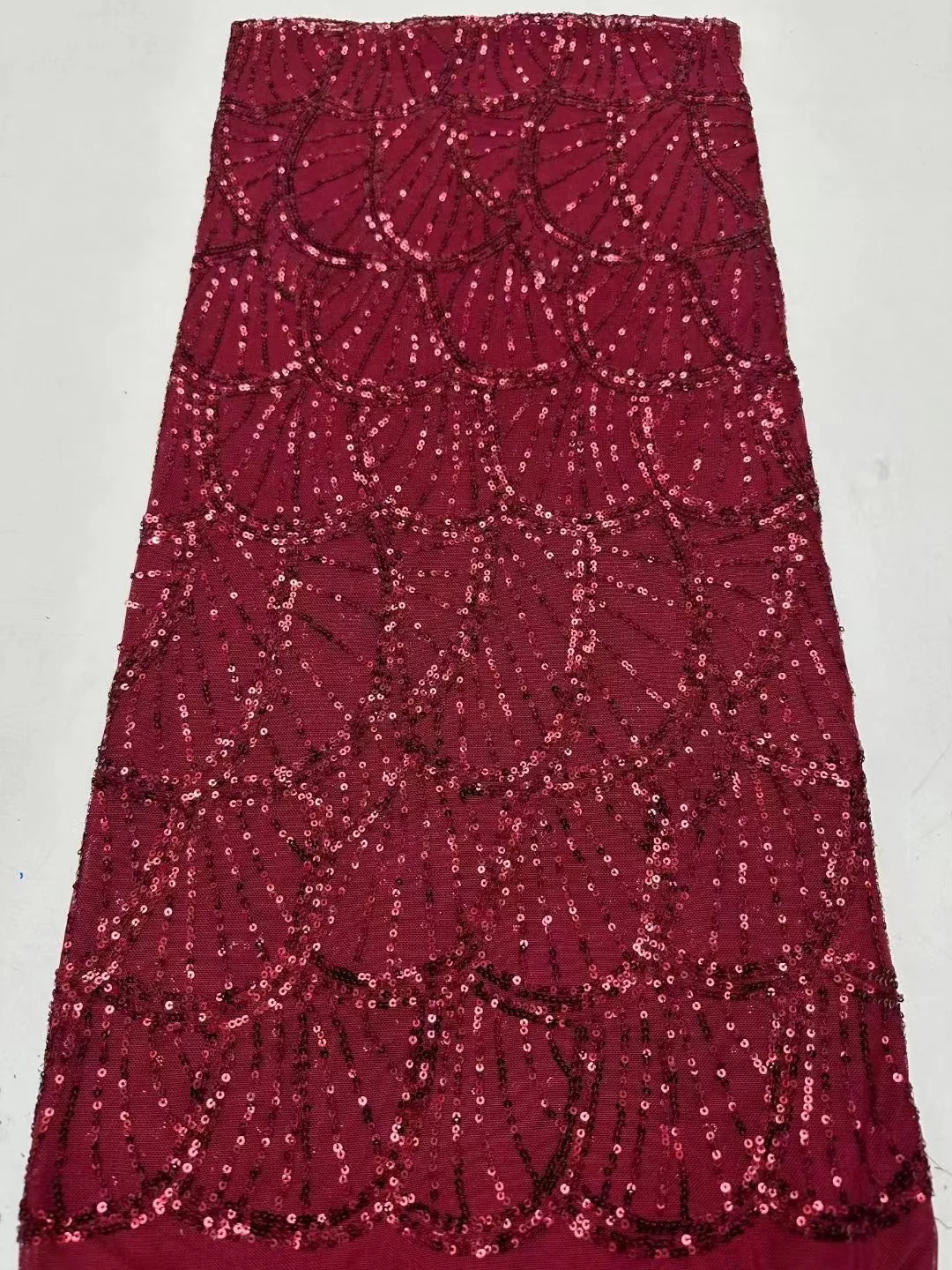 Африканские французские кружевные ткани с блестками 2024, высококачественное Тюлевое кружево, 5 ярдов, нигерийское вышитое платье, материал для женской свадьбы 
Африканские французские кружевные ткани с блестками 2024, высококачественное Тюлевое кружево, 5 ярдов, нигерийское вышитое платье, материал для женской свадьбы