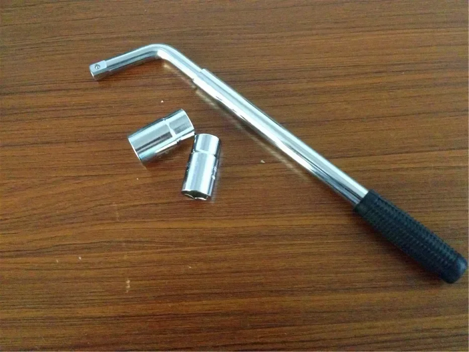STARPAD For Retractable car tire wrench -17 * 19 * 21 * 23 / effort wrench / tire sleeve screw
STARPAD For Retractable car tire wrench -17 * 19 * 21 * 23 / effort wrench / tire sleeve screw
