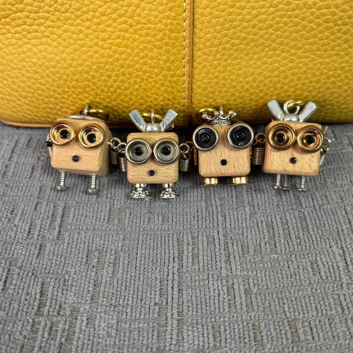 Cyberpunk Robot Keychain Car Pendant Wooden Metal Handmade Punk Style Key Accessories Bag Charm Key Ring
Cyberpunk Robot Keychain Car Pendant Wooden Metal Handmade Punk Style Key Accessories Bag Charm Key Ring