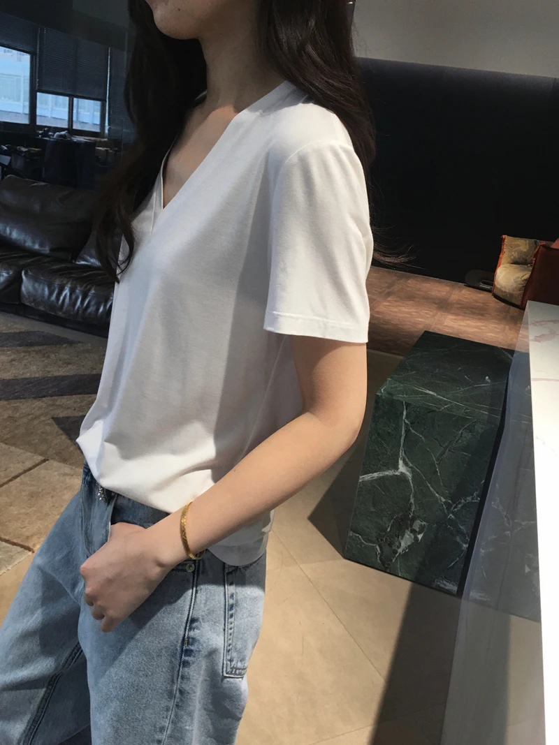 Cruijia Liquid Cool Feeling V-neck Short Sleeve T-shirt Four-way Elasticity Acrylic Spandex Standard Fit Casual Style
Cruijia Liquid Cool Feeling V-neck Short Sleeve T-shirt Four-way Elasticity Acrylic Spandex Standard Fit Casual Style
