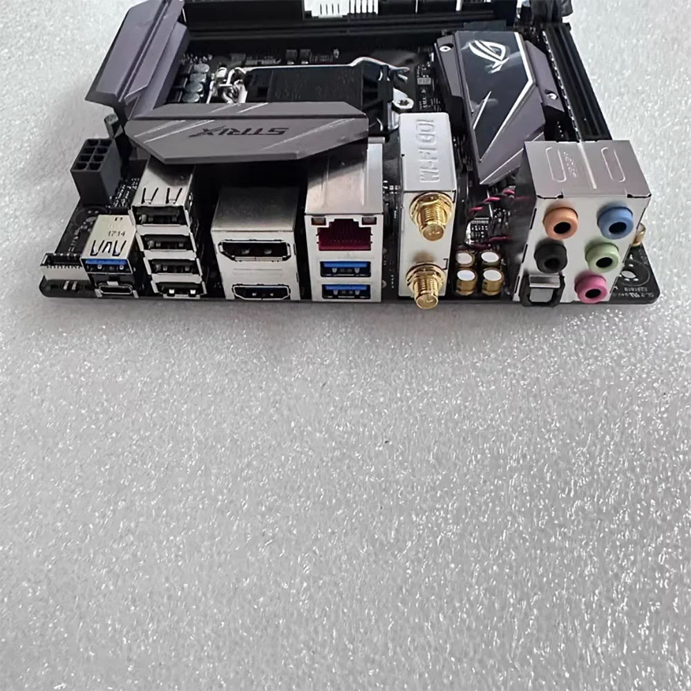 Игровая материнская плата ROG Strix Z270I MINI itx1151, материнская плата Z270 с двойным интерфейсом M2
Игровая материнская плата ROG Strix Z270I MINI itx1151, материнская плата Z270 с двойным интерфейсом M2