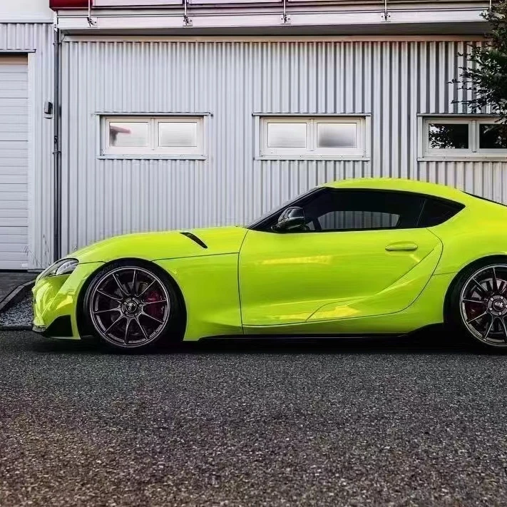 TOPSEE 5X59ft Автомобильная упаковка ПЭТ-лайнер Sau Paulo Желтый супер глянцевый кристалл Воздушный выпуск Литая виниловая пленка
TOPSEE 5X59ft Автомобильная упаковка ПЭТ-лайнер Sau Paulo Желтый супер глянцевый кристалл Воздушный выпуск Литая виниловая пленка