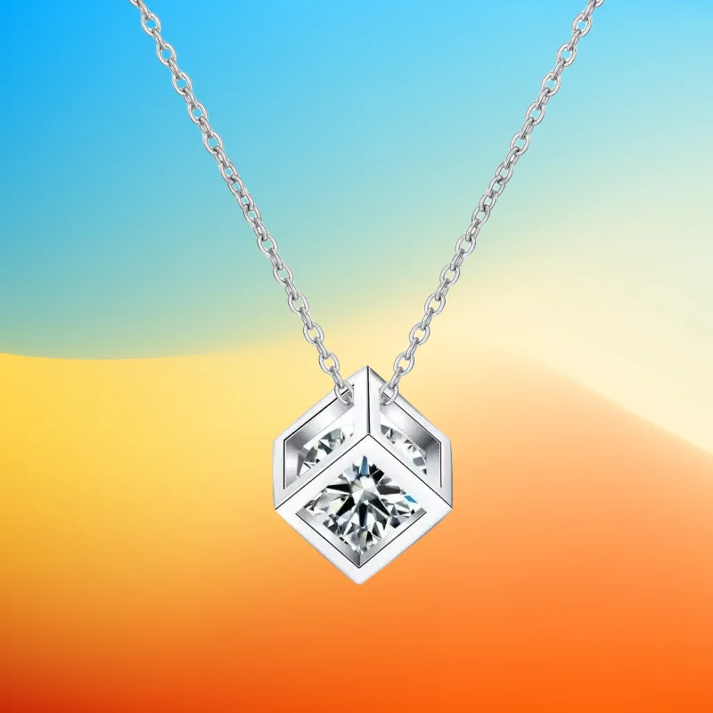 Wedding Fine Jewelry Girl Necklaces PT950 Platinum Engagement Moissanite Diamond 0.5/1CT Square Pendant for Women Birthday Gift
Wedding Fine Jewelry Girl Necklaces PT950 Platinum Engagement Moissanite Diamond 0.5/1CT Square Pendant for Women Birthday Gift