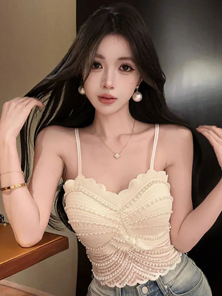 Heavy Embroidery Design Lace Crop Top Women's Summer Fashion Sexy Girl with Chest Pad Small Vest Pure Desire Nail Head Detail
Heavy Embroidery Design Lace Crop Top Women's Summer Fashion Sexy Girl with Chest Pad Small Vest Pure Desire Nail Head Detail