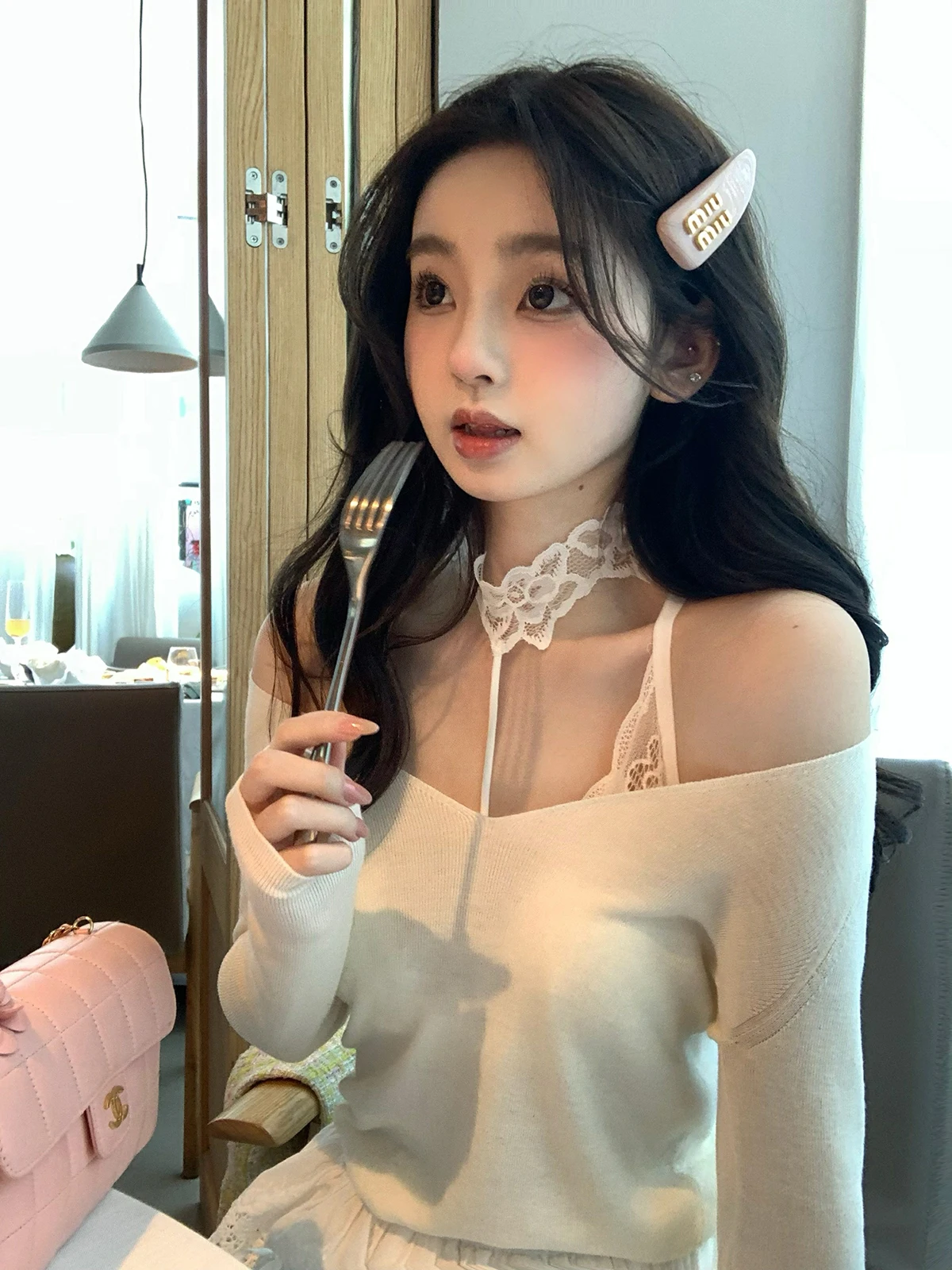Soft Cozy Base Layer One Shoulder Women's Inner Wear Slimming Top Pure Desire Style Autumn Winter Fashion Sweet Style
Soft Cozy Base Layer One Shoulder Women's Inner Wear Slimming Top Pure Desire Style Autumn Winter Fashion Sweet Style