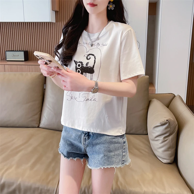 Cotton net red ins ultra fire short-sleeved T-shirt women 2024 summer loose casual design sense niche all the top
Cotton net red ins ultra fire short-sleeved T-shirt women 2024 summer loose casual design sense niche all the top