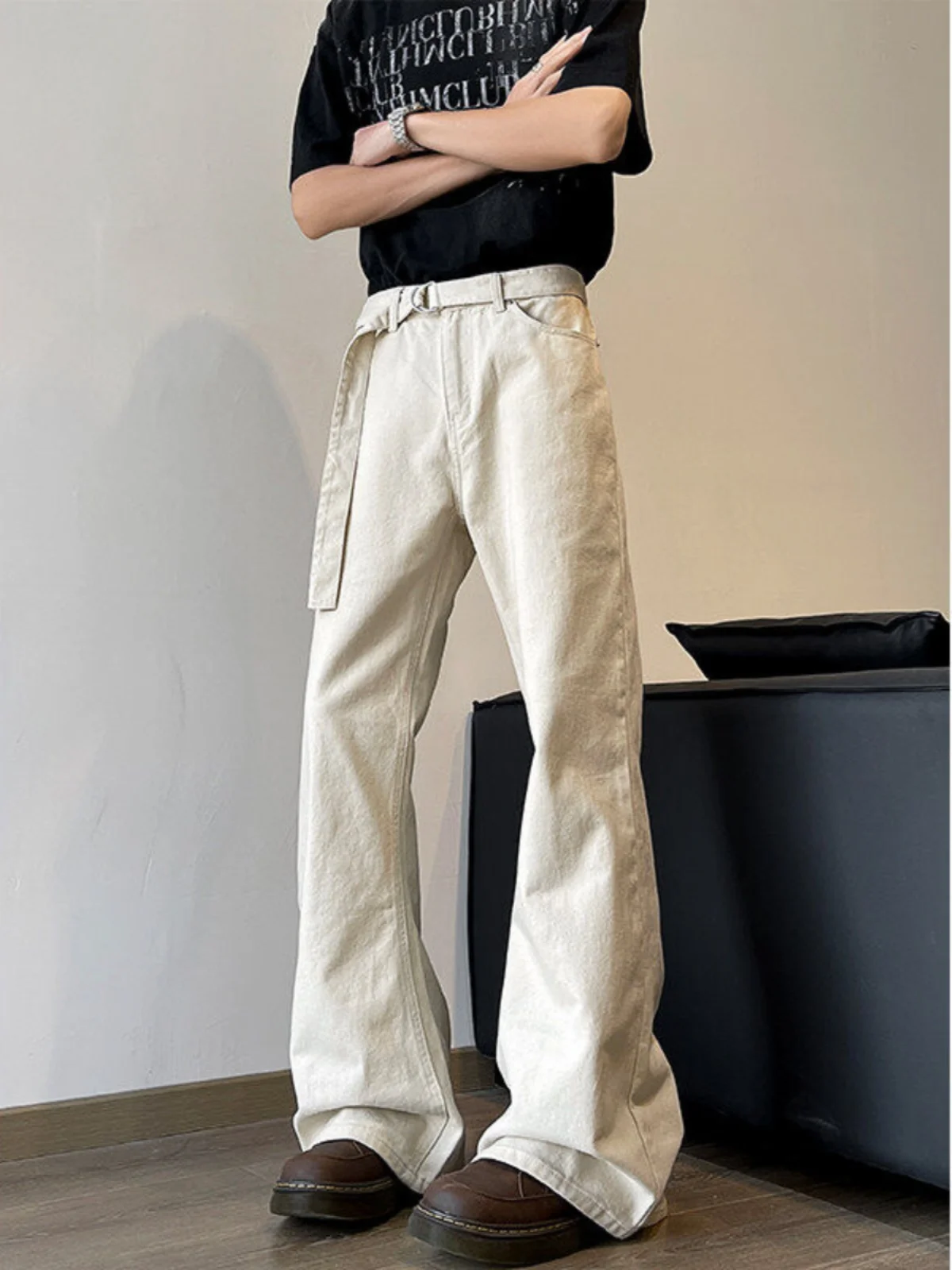 Cleanfit Black Leaf Knife Jeans Men's American High Street Straight Leg Micro Flare Pants Casual Wear Durable Denim
Cleanfit Black Leaf Knife Jeans Men's American High Street Straight Leg Micro Flare Pants Casual Wear Durable Denim