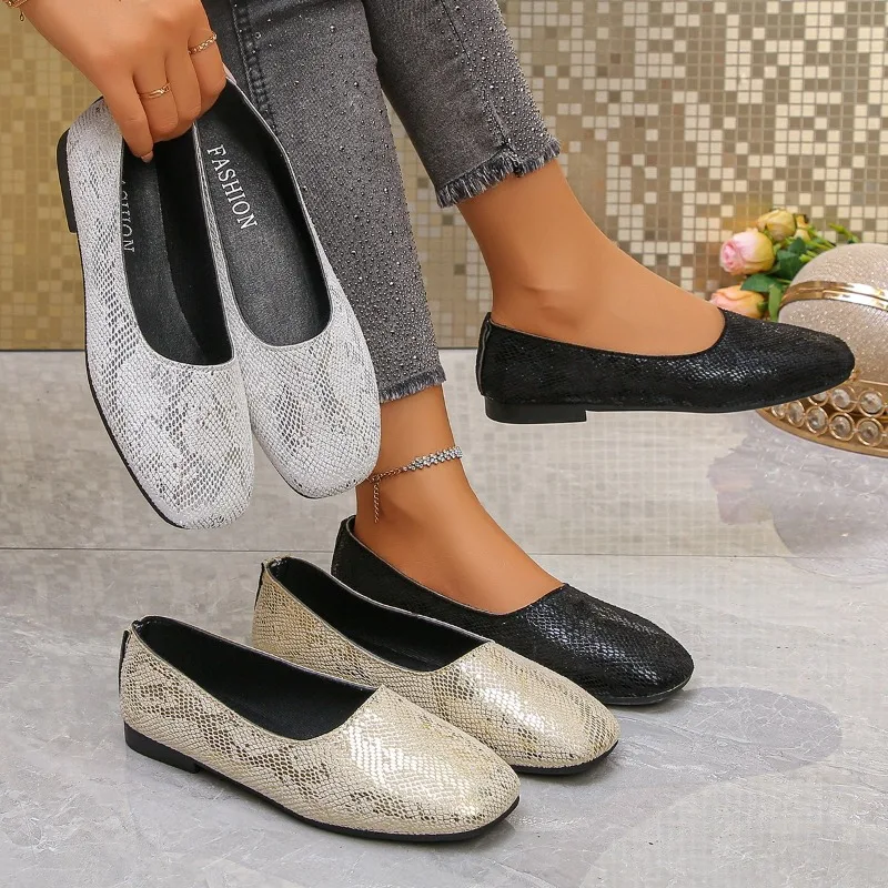 Women's Flat Shoes New Round Toe Shallow Mouth Spring and Autumn Snakeskin Pattern Plus Size Single Shoes
Women's Flat Shoes New Round Toe Shallow Mouth Spring and Autumn Snakeskin Pattern Plus Size Single Shoes