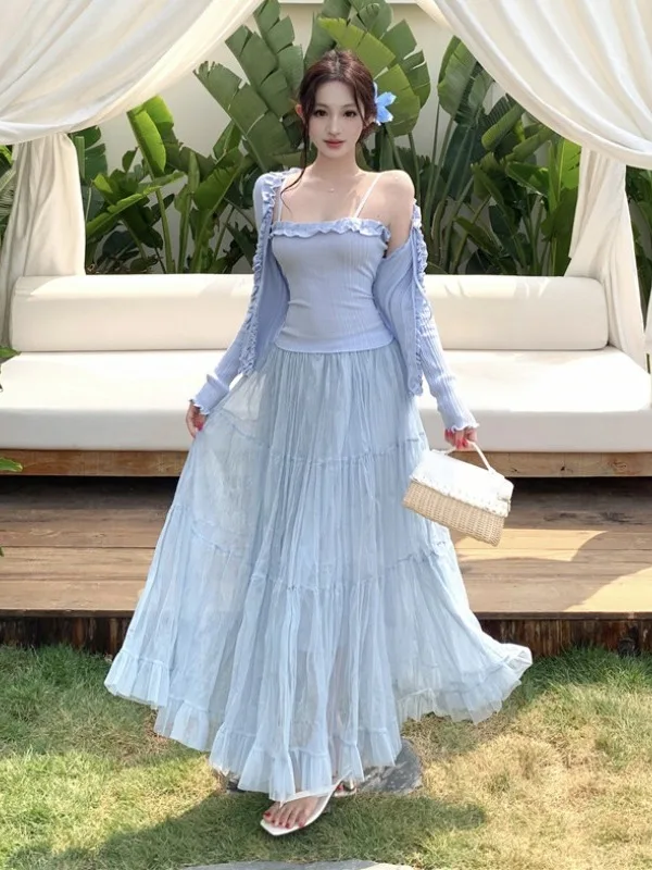 Summer New Chic Sunscreen Open Cardigan Strap Vest Skirt Three-Piece Set Women's Fashion Soft First Love Style Long Sleeve
Summer New Chic Sunscreen Open Cardigan Strap Vest Skirt Three-Piece Set Women's Fashion Soft First Love Style Long Sleeve