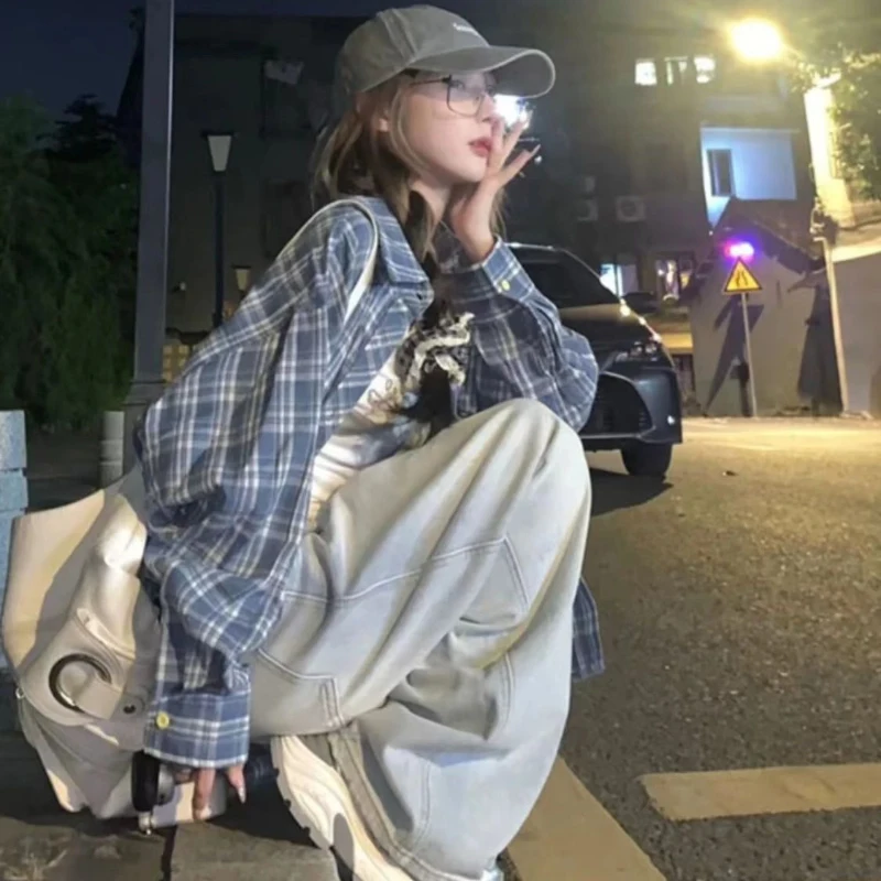 Vintage Y2K Plaid Shirt Women Korean Sle Casual Long Sleeve Lapel Buttons Female Blouse Spring Harajuku Street Thin Tops Coats
Vintage Y2K Plaid Shirt Women Korean Sle Casual Long Sleeve Lapel Buttons Female Blouse Spring Harajuku Street Thin Tops Coats