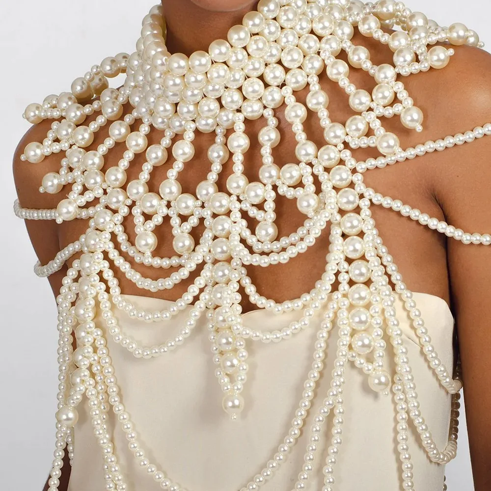 The latest Chinese design hot body chain accessories Fashion multi-layer pearl chest chain luxury accessories
The latest Chinese design hot body chain accessories Fashion multi-layer pearl chest chain luxury accessories