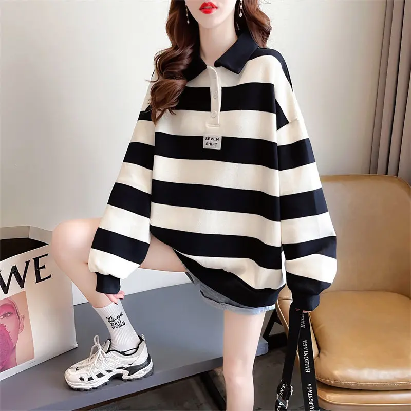 European Style Striped Polo Neck Womens Sweater 2025 Autumn Fashionable Temperament Winter Fleece Lined Loose Long Sleeve Top
European Style Striped Polo Neck Womens Sweater 2025 Autumn Fashionable Temperament Winter Fleece Lined Loose Long Sleeve Top
