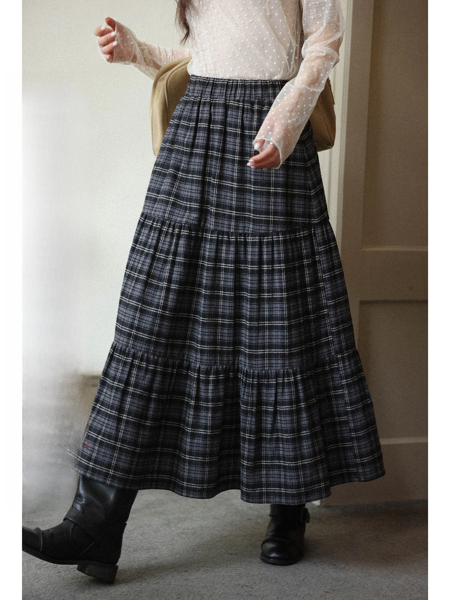 Женская юбка с высокой талией в клетку, весна 2026, новая коллекция, стройнящая, А-силуэт, повседневная, от Mixd Brand Ele Long Dr
Женская юбка с высокой талией в клетку, весна 2026, новая коллекция, стройнящая, А-силуэт, повседневная, от Mixd Brand Ele Long Dr