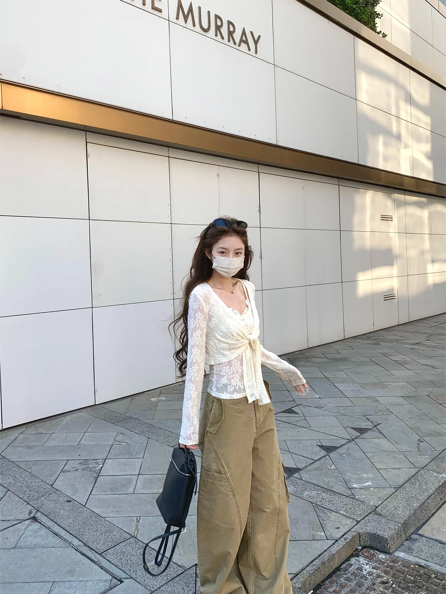 Pure Color Lace Shirt Women's Base Layer Top Set of Two Korean Style Long Sleeve V-Neck Breathable Skin-Friendly Daily Wear
Pure Color Lace Shirt Women's Base Layer Top Set of Two Korean Style Long Sleeve V-Neck Breathable Skin-Friendly Daily Wear